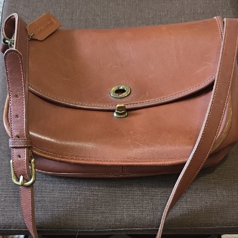 Coach Natural Leather Bag